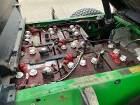 JOHN DEERE TE 4x2 GATOR BATTERY OPERATED UTILITY VEHICLE - 12