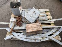 APPROX. 35ft LONG x 33ft WIDE x 25ft HIGH GALVANISED TEMPORARY BUILDING - 23