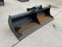 APPROX. 6ft UNUSED TREVOR COLLINS SHUGH BUCKET TO SUIT 13 TON MACHINE