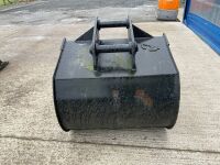 APPROX. 3.6ft UNUSED TREVOR COLLINS TOOTHED DIGGING BUCKET TO SUIT 13 TON MACHINE - 6