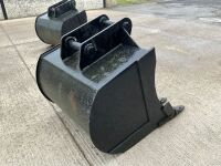APPROX. 3.6ft UNUSED TREVOR COLLINS TOOTHED DIGGING BUCKET TO SUIT 13 TON MACHINE - 7