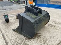 APPROX. 4ft UNUSED TREVOR COLLINS TOOTHED DIGGING BUCKET TO SUIT 13 TON MACHINE - 5