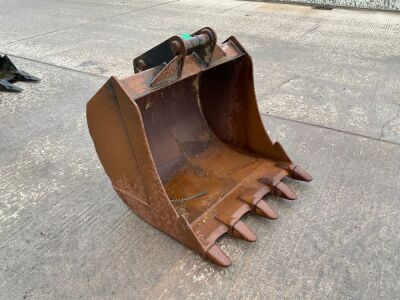 APPROX. 3ft TOOTHED DIGGING BUCKET TO SUIT 8 TON MACHINE&nbsp;