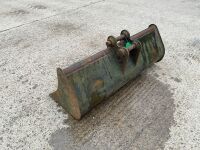 APPROX. 2.6ft UNUSED SHUGH BUCKET TO SUIT 1 TON MICRO DIGGER&nbsp; - 5