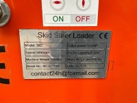 CAPTOK CK36C DIESEL TRACKED SKID STEER LOADER - 12