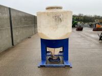 MEAL / GRAIN BIN - 3