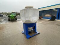 MEAL / GRAIN BIN - 3