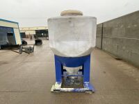 MEAL / GRAIN BIN - 6