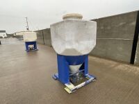 MEAL / GRAIN BIN - 7