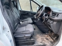 RENAULT TRAFIC SL28 BUSINESS+ SWB 2.0 BLUE DCI 130PS - 22