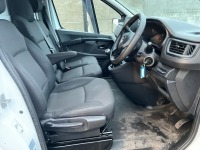 RENAULT TRAFIC SL28 BUSINESS+ SWB 2.0 BLUE DCI 130PS - 22