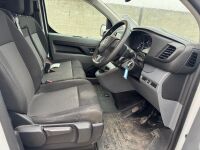 VAUXHALL VIVARO 2900 SPORTIVE L2 H1 1.5D 100PS - 21