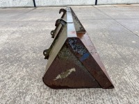 APPROX. 7.6ft SCOTT BUCKET TO SUIT JCB TELESCOPIC FORKLIFT - 11