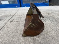 APPROX. 6ft BUCKET TO SUIT JCB TELESCOPIC FORKLIFT - 6
