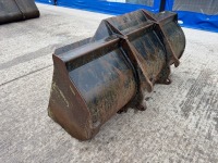 APPROX. 6ft BUCKET TO SUIT JCB TELESCOPIC FORKLIFT - 7