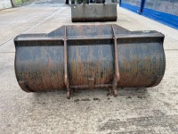 APPROX. 6ft BUCKET TO SUIT JCB TELESCOPIC FORKLIFT - 8