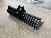 APPROX. 6ft UNUSED TREVOR COLLINS RAKE BUCKET TO SUIT 8 TON MACHINE - 7