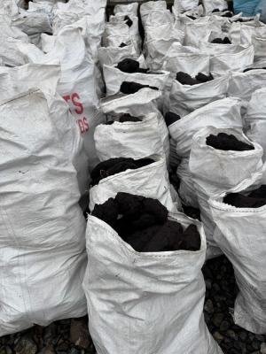 APPROX. 14No. BAGS OF TURF