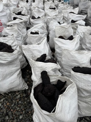 APPROX. 14No. BAGS OF TURF