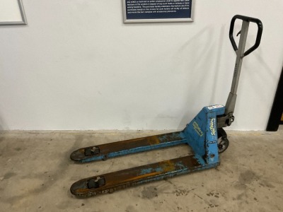 PFAFF 2.5 TON PALLET TRUCK