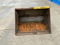APPROX. 4ft BUCKET TO SUIT JLG TELESCOPIC FORKLIFT - 2