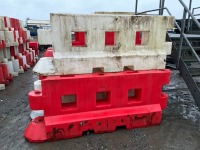 8No. LARGE PLASTIC JERSEY KERBS - 2