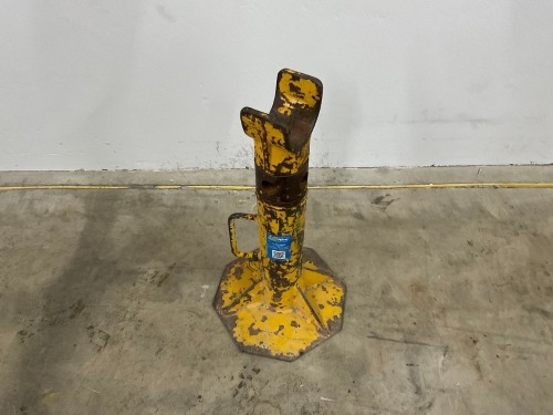 1No. CABLE REEL STAND
