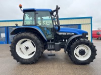 NEW HOLLAND TM125 4WD TRACTOR - 9