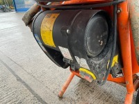 BELLE 150 110v MINI MIXER & STAND - 9