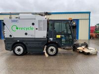 SCHMIDT SWINGO+ CARGY CITYJET 3000 ROAD LEGAL PAVEMENT WASHER - 11