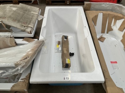 APPROX. 1500x700 SINGLE-ENDED BATH WITH HANDLES
