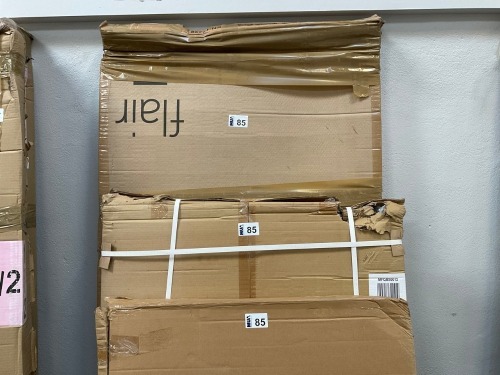 1No. FLAIR AYO WETROOM 800, 1No. L-SHAPED BATH SCREEN IN CHROME & 1No. ACCESSIBILITY CORNER HALF HEIGHT SHOWER DOOR APPROX. 1300x800