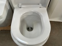 WHITE GLOSS WC UNIT WITH BACK-TO-WALL PAN AND SEAT - 7