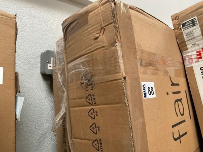 VERVE 900 QUAD IN CHROME & 1000x800 OFFSET QUAD IN BRUSHED BRASS - SMALL MARK ON TOP RAIL