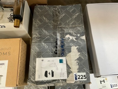 EX-DISPLAY VADO ZOO DECK-MOUNTED FOUR-HOLE SINGLE LEVER BATH SHOWER MIXER IN CHROME