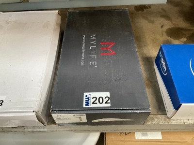 PURE BRUSHED BRASS TALL BASIN MONO MIXER