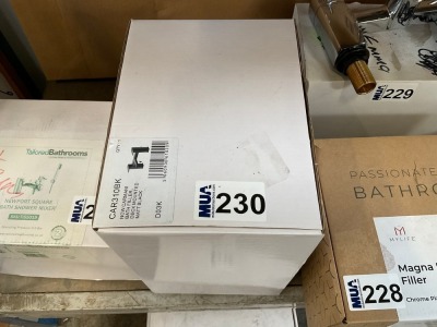 DECK-MOUNTED BATH FILLER IN BLACK