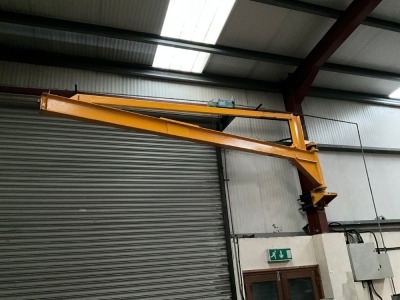 SWING CRANE ARM