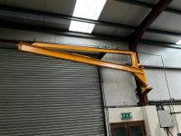 SWING CRANE ARM
