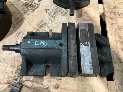 APPROX. 110mm ENGINEER'S VICE
