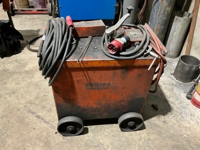 PHILIPS 3 PHASE OIL COOLED WELDER WITH LEADS