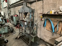 HYDRAULIC WORKSHOP PRESS - 9