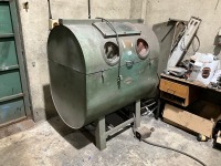 KWIKWAY 240v SANDBLASTING CABINET - 4