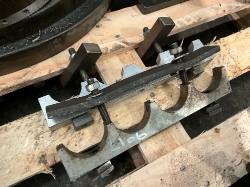 ASSORTED MILL CLAMPS