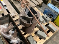 PALLET LOT TO INC. MELTING POT & WHITE METAL MAKER - 3