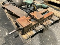 PALLET LOT TO INC. HURON ENGINEERS VICE & LATHE STEADYS - 3