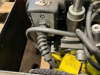 240v PORTABLE KEYWAY CUTTING SIDE-SHIFT MILL - 6