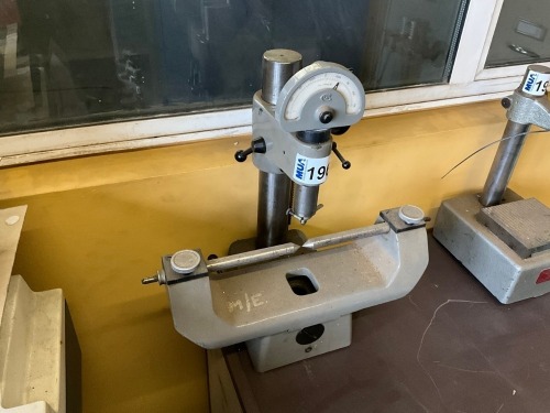 VERTICAL HEIGHT GAUGE