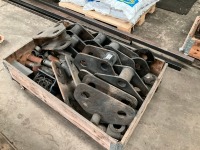 PALLET LOT TO INC. ASSORTED METAL BOGIE PARTS & PINS