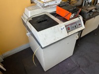 MET PREP 201 GRINDER/POLISHER - 2